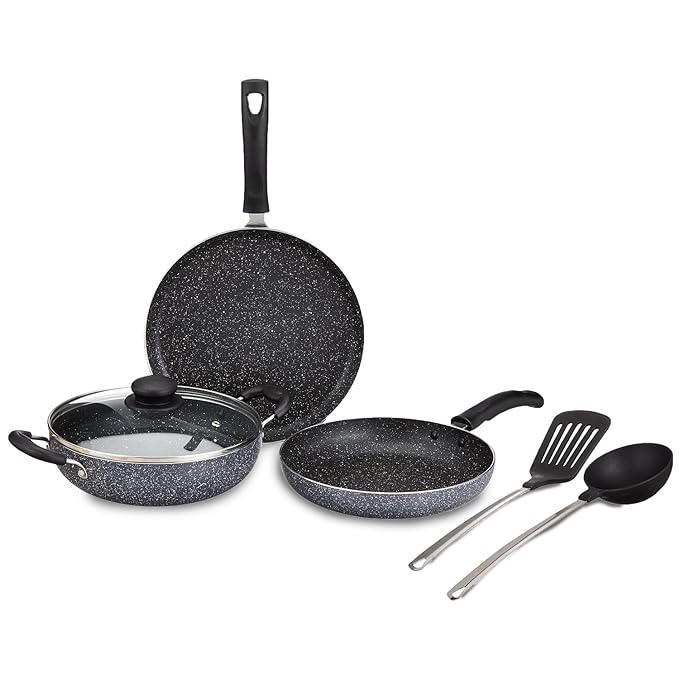 Non-stick cookware set